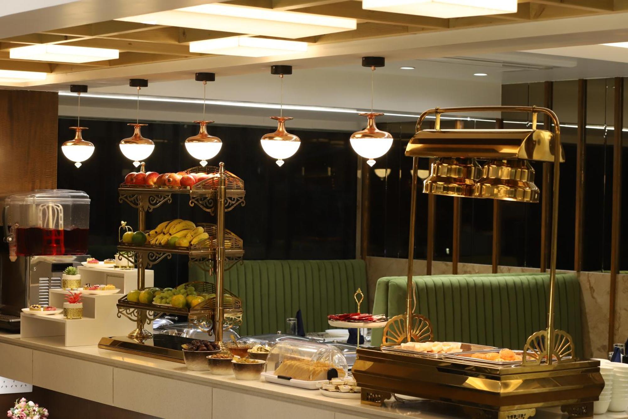 Hotel Auris & Banquets, Mumbai International Airport Eksteriør billede